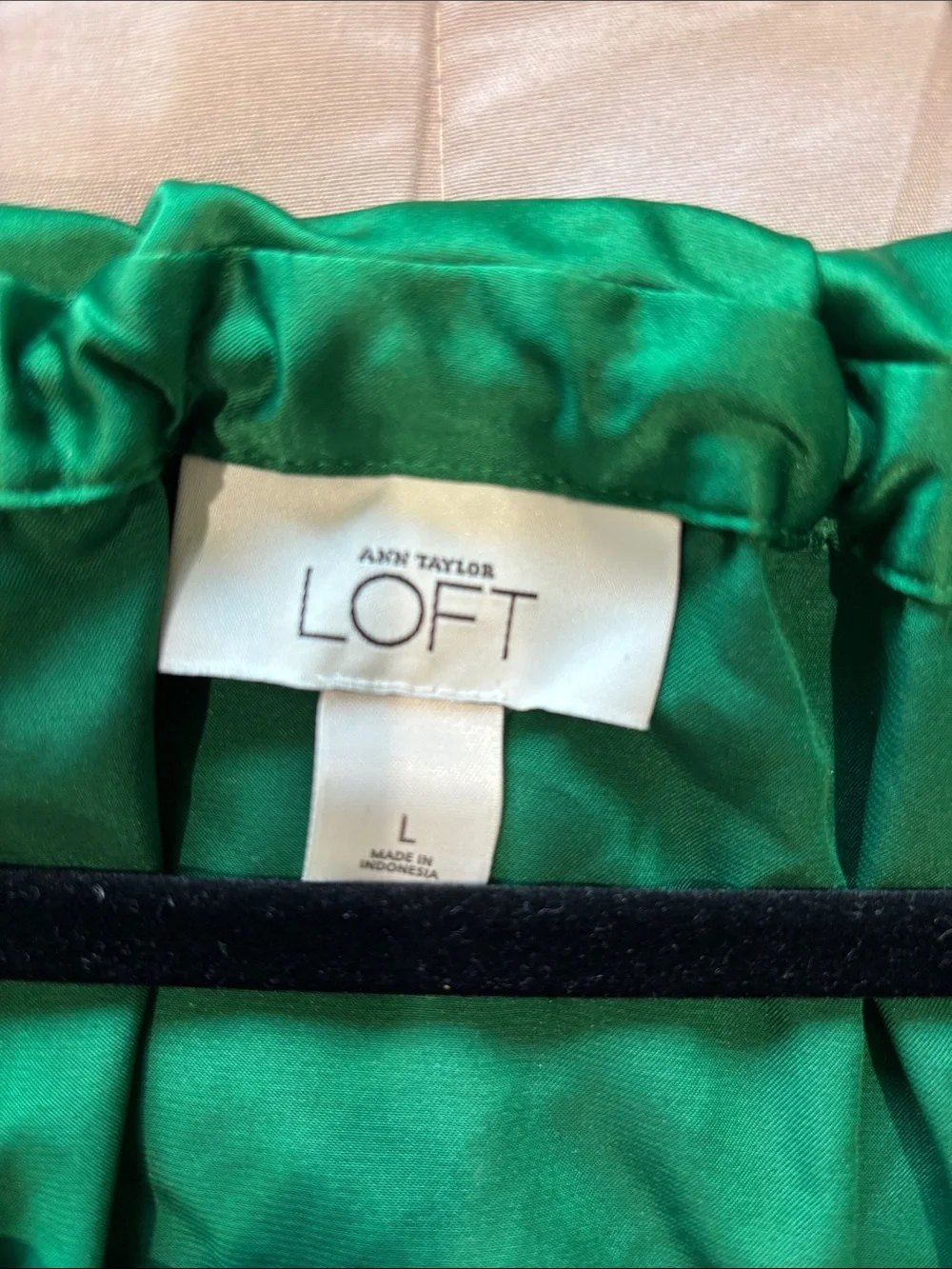 3/$20. LOFT Emerald Ruffle Collar Tie-Front Blouse